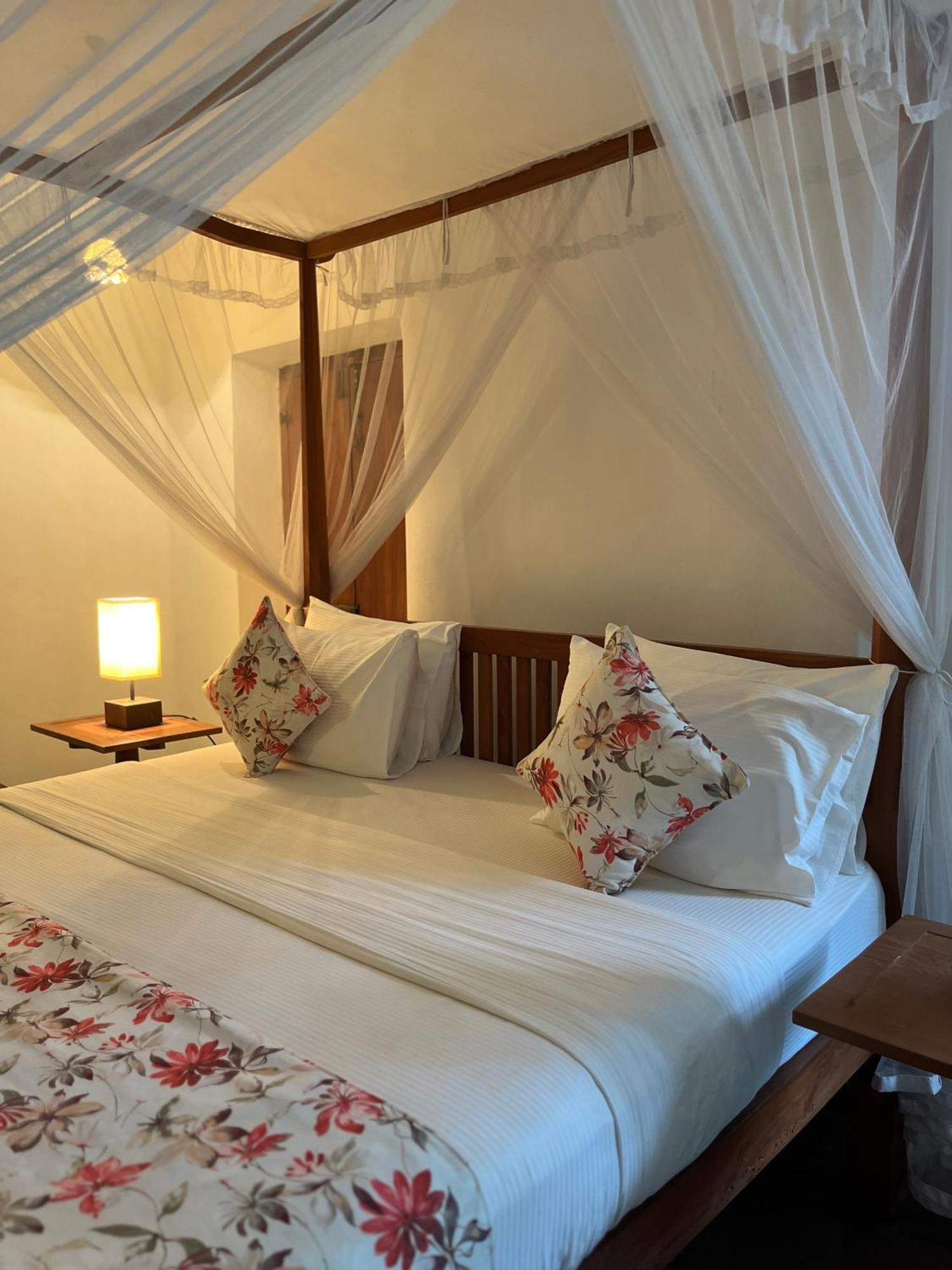 ทัลเป วาลอว์วา เฮอริเทจ วิลลา Hotel อูนาวาตูนา ภายนอก รูปภาพ